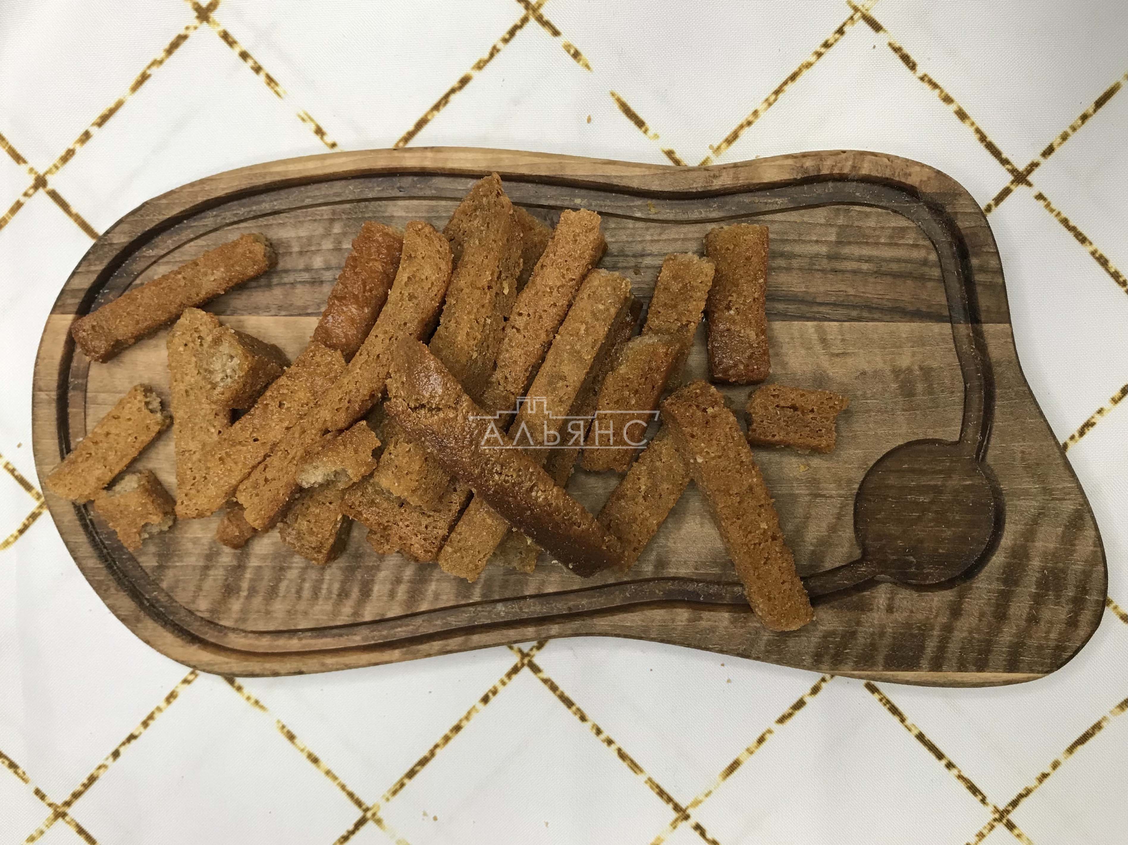 Деревенские гренки с чесноком в Кашире