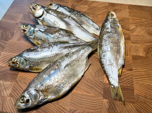 Рыбные снеки: Тарань вяленая (Азовская)