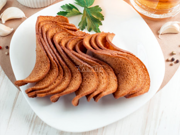 Ресторанные гренки с сметаной и зеленью в Кашире