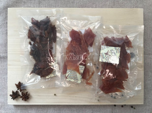 Икра макроруса вяленая: Рыцарское мясо утка